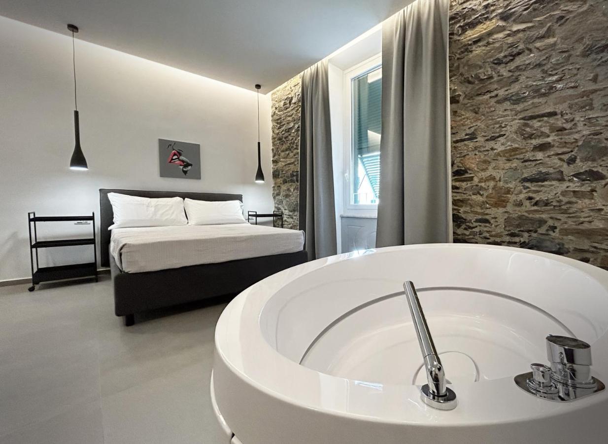 New Moon Rooms La Spezia Dış mekan fotoğraf