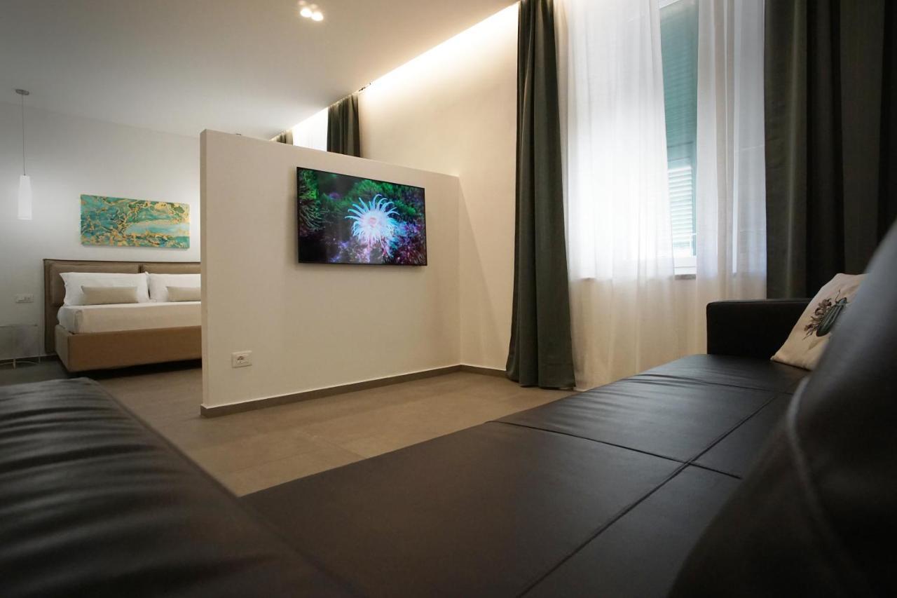 New Moon Rooms La Spezia Dış mekan fotoğraf